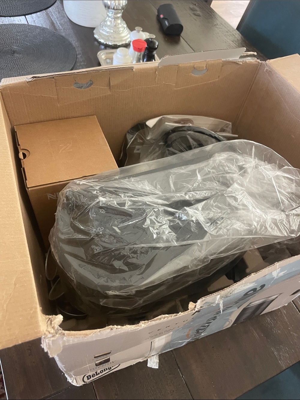 Nespresso vertuo pop + & aeroccino 3 deLonghi compact coffee machine new in box - Picture 9 of 12